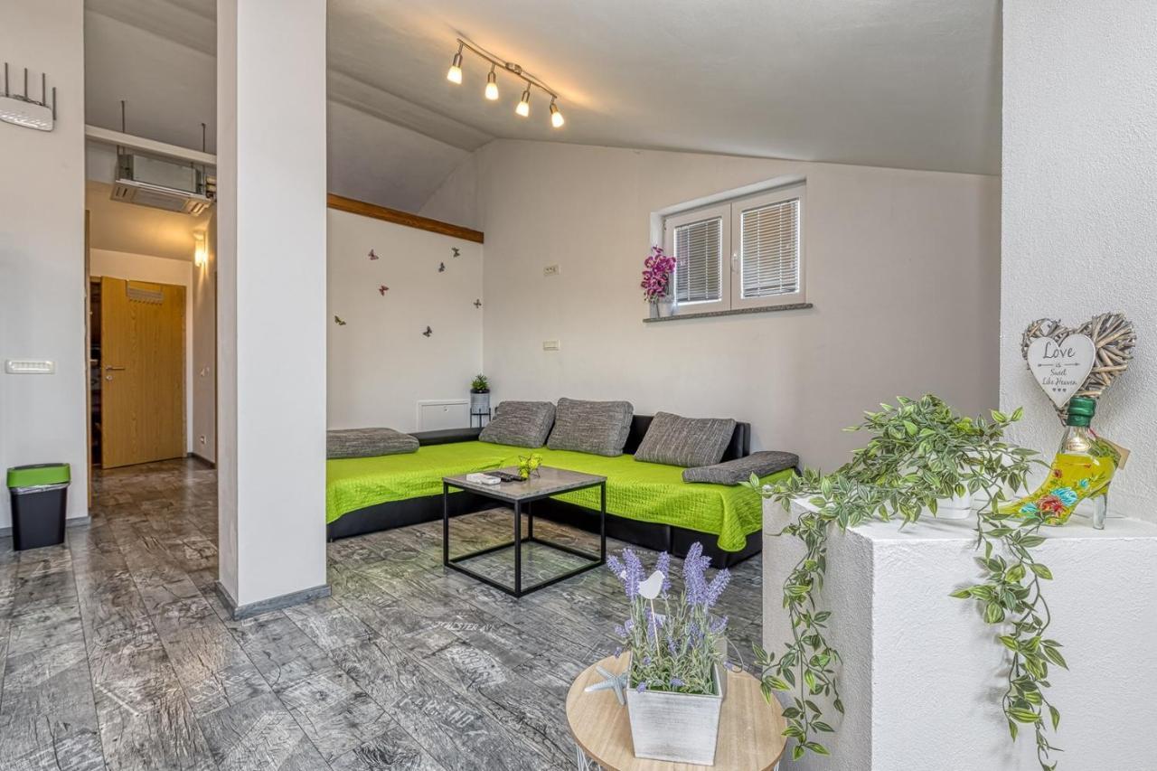 Enjoy At L&C Apartment Rovinj Luaran gambar