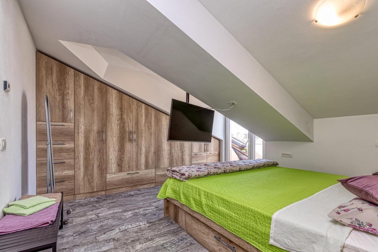 Enjoy At L&C Apartment Rovinj Luaran gambar